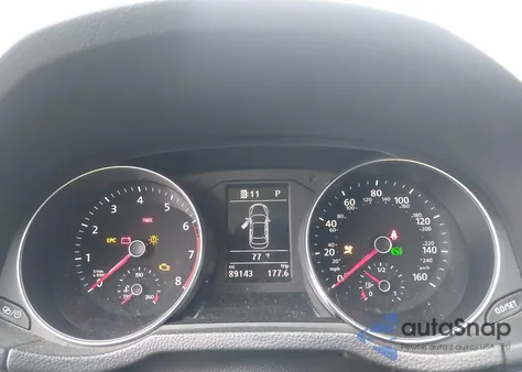 2018 Volkswagen Passat 2.0T Se z USA, uszkodzony, nr VIN 1VWBA7A30JC022116